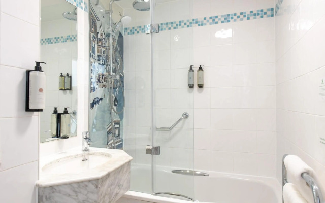 Holiday Inn Glasgow Airport by IHG