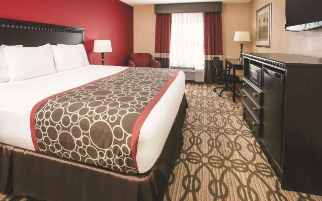 La Quinta Inn & Suites by Wyndham Dallas Mesquite