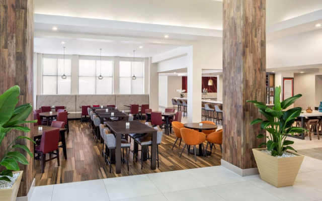 Hilton Garden Inn Miami Airport West