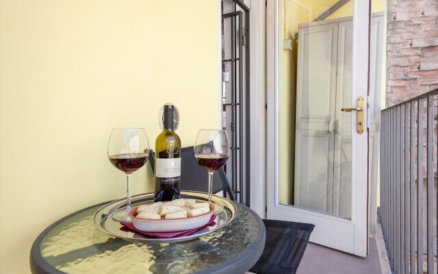 Ferrara Mercato Fancy Studio