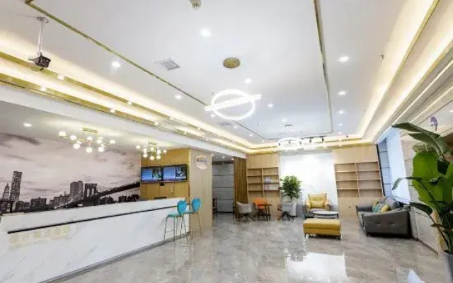 Super 8 Hotel Shihezi Century Plaza