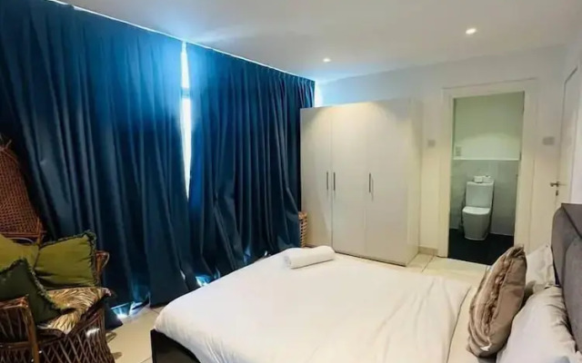 Embassy Gardens Studio Suite