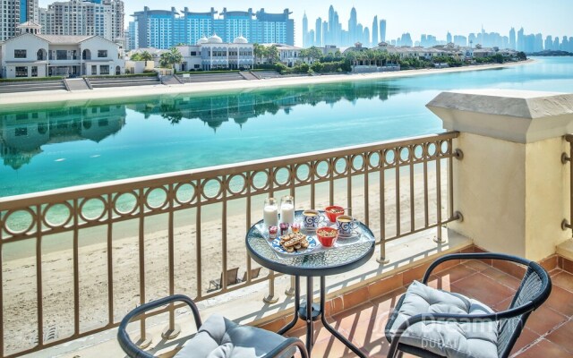 Dream Inn Dubai-Luxury Palm Beach Villa