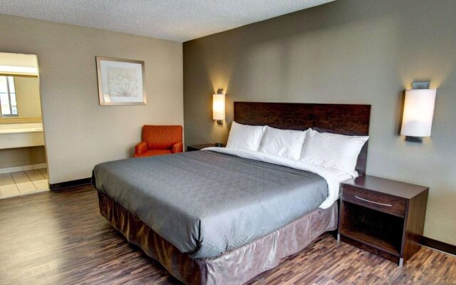 Econo Lodge Takoma Park