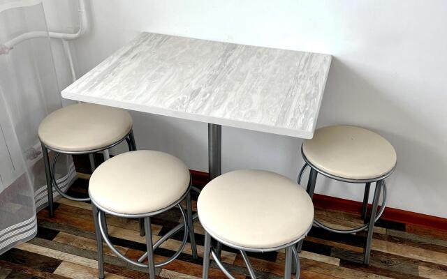 Сутки как дома на Тимирязева, 35