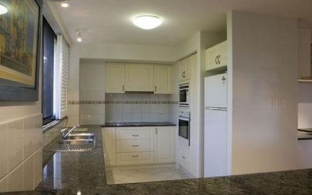 Pacific Towers Holiday Apartments