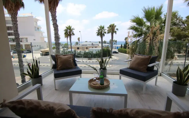 Phaedrus Living: Seaside Luxury Flat Limnaria 152