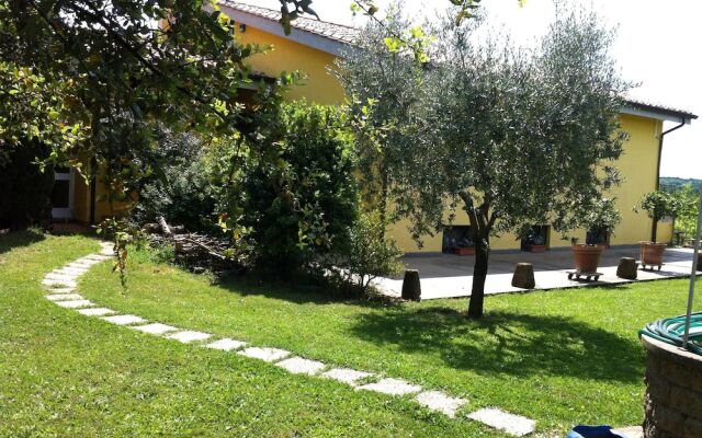 Al Casale Giallo B&B