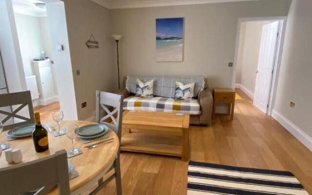 Sandown Seaside Apartment Ground Floor 4