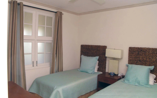 Maxwell Beach Villas