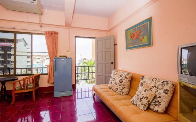 Baan Lukkan Hostel