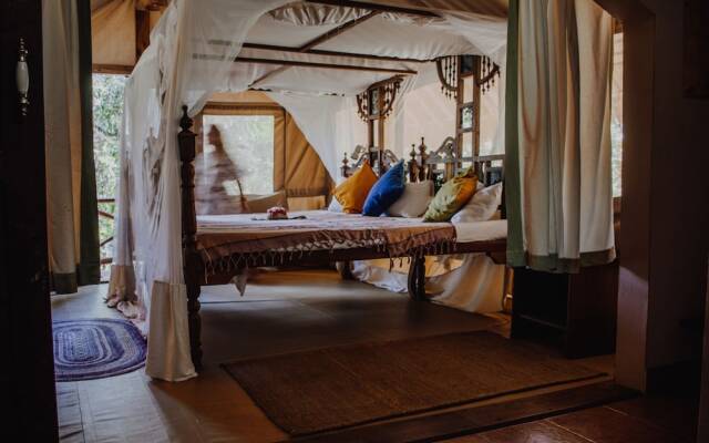 Mkoma Bay Tented Lodge