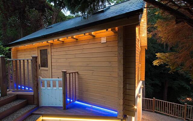 Alum Chine log Cabin