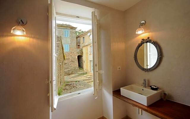 Casale Lucrezia