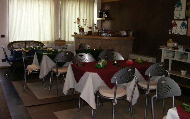 Hotel Angi