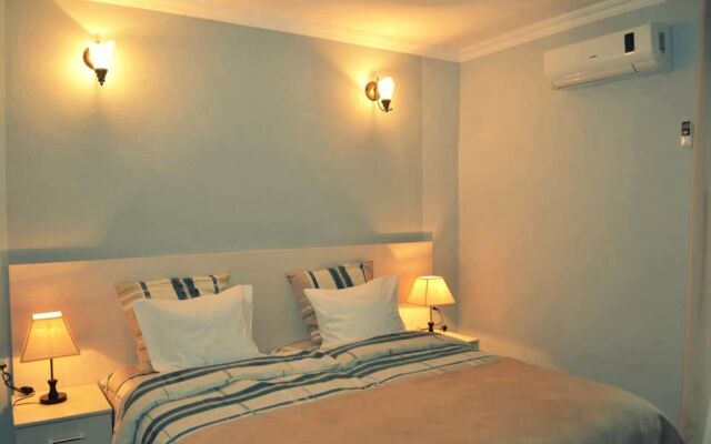 Motion Hotel