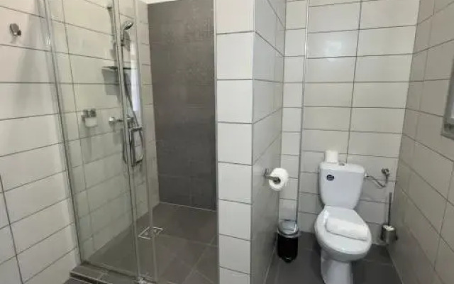 Center Rooms