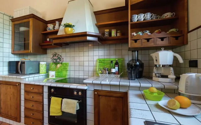 Gorgeous Villa Near Spoleto With Swimming Pool
