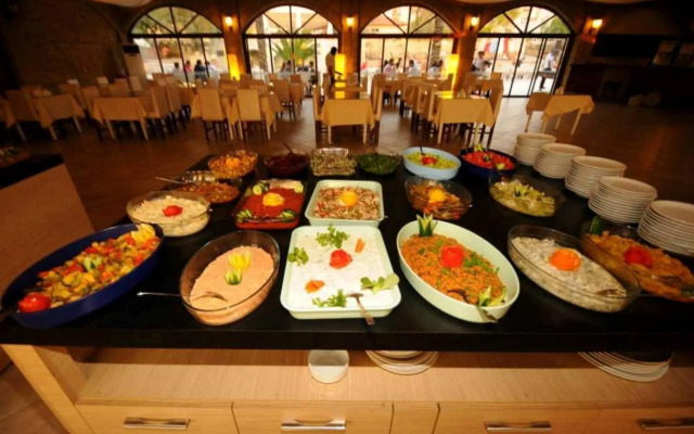 The Grand Üçel Hotel