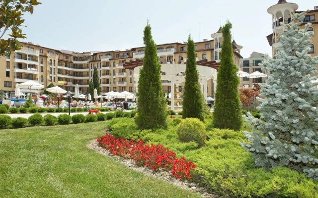 Royal Sun - Sunny Cove Apartment