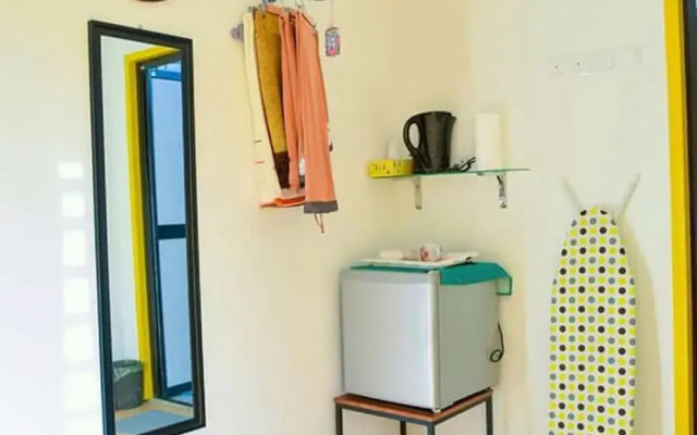Lumut Cube Homestay Kontena