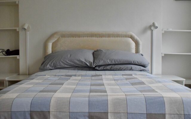 2 Bedroom Apartment With Roof Terrace