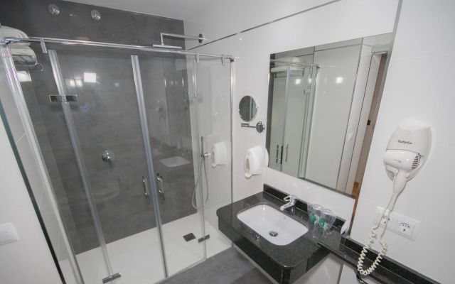 Apartamentos Spa Nanin Playa