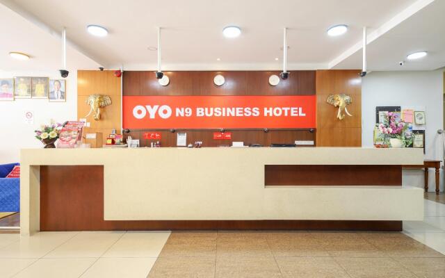 OYO 43955 N9 Business Hotel