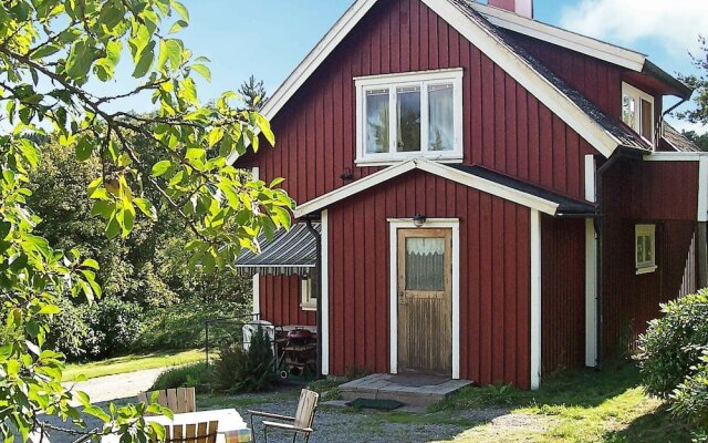 4 Person Holiday Home in Bovallstrand