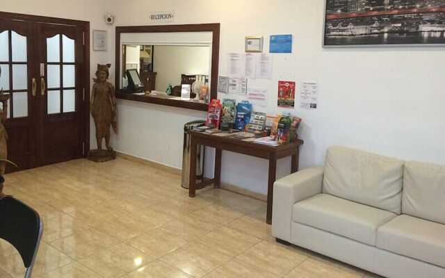 Hotel Manantiales