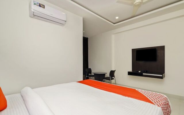 OYO 26941 Hotel Palm International