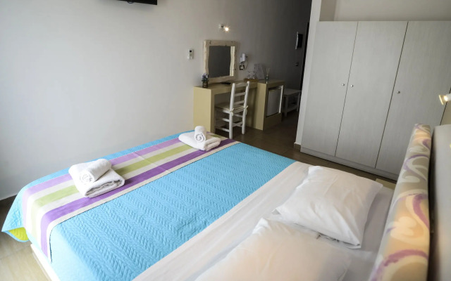 Hotel Omiros
