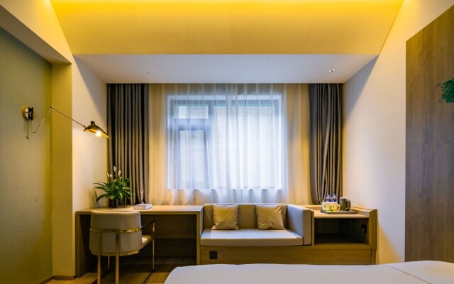 Ibis Styles Xi'an Bell and Drum Tower Square Muslim Quarter