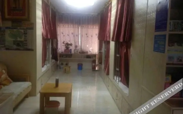 Xining Chezhan Youth Hostel