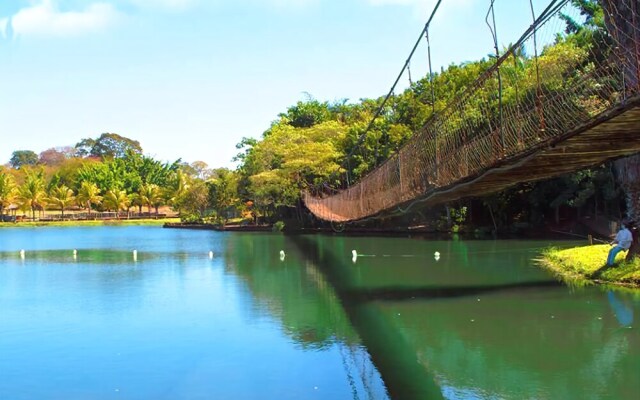 Silvestre Park Hotel Eco Resort