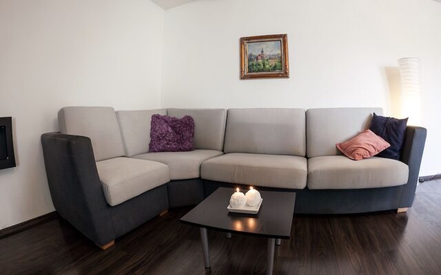 Apartment under Prague Eiffel Tower