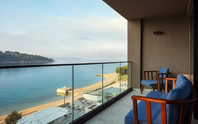 The Isolano, Cres, Autograph Collection