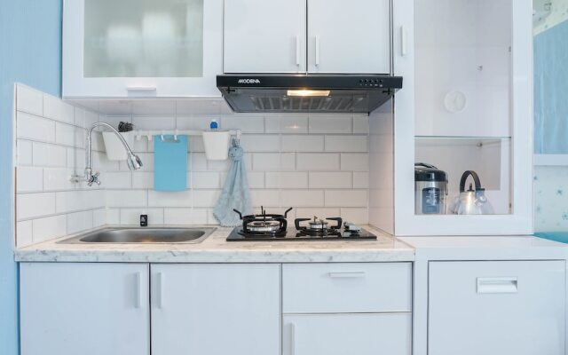 Best Comfy and Modern 2BR Green Pramuka Apartment