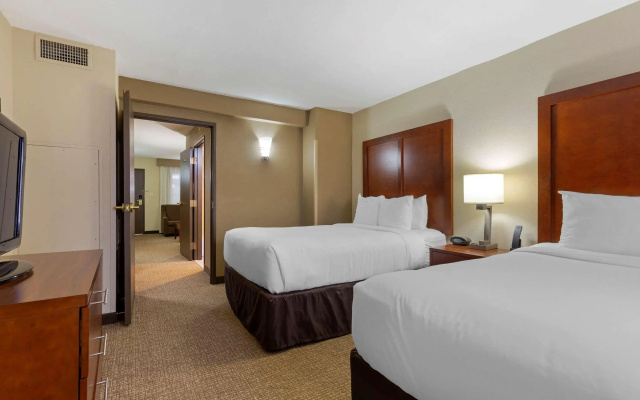Comfort Suites Near Potomac Mills