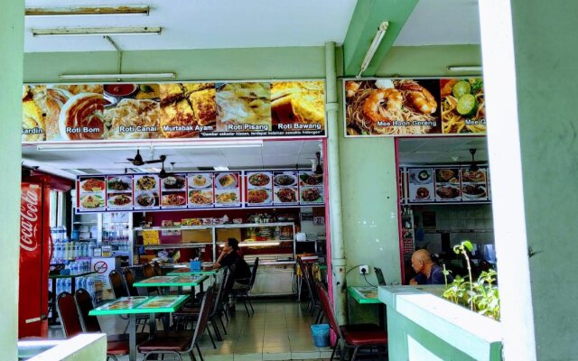 Get Inn Backpackers