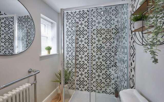 Host Stay The Hampton at Prospect Hill Apartments
