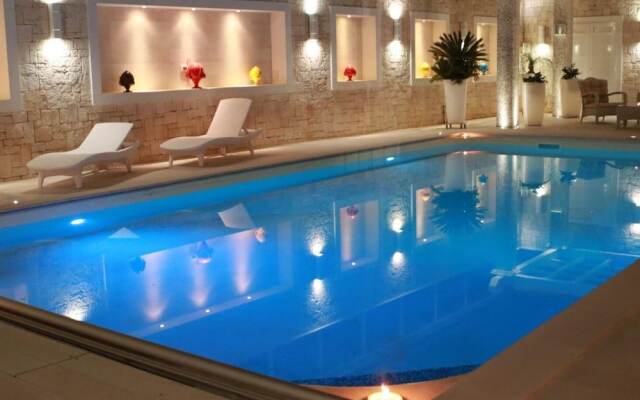 Villa Caraitria Lussuosa Villa con Piscina Privata