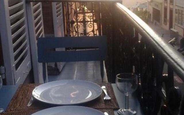 Trouville centre 2 pièces balcon sur plage à 30 mètres