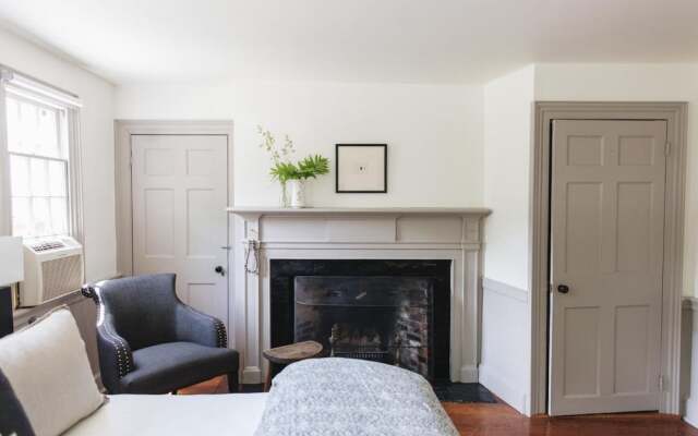 The Squire Tarbox Inn