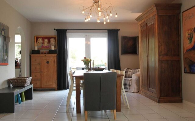 Groet Villa Stay With Garden Views