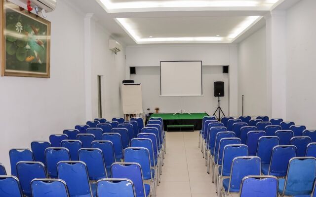 Nida Rooms Lubis 3 Medan Baru at Hotel Rumah Anaya