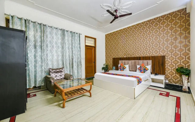 Fabexpress Winsome Inn