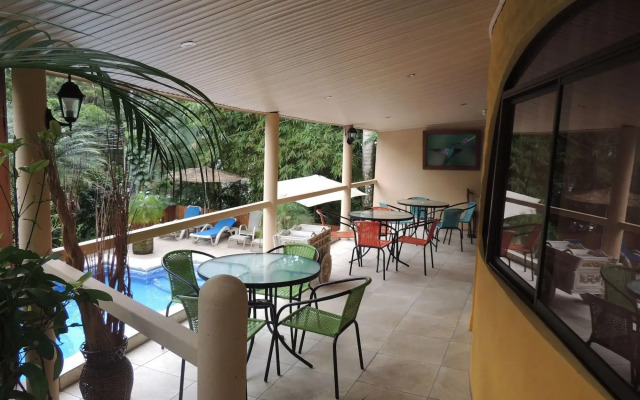 Hotel Colibri