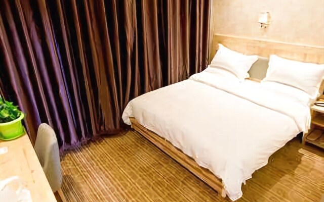 Wanting Deep Breath Theme Hotel