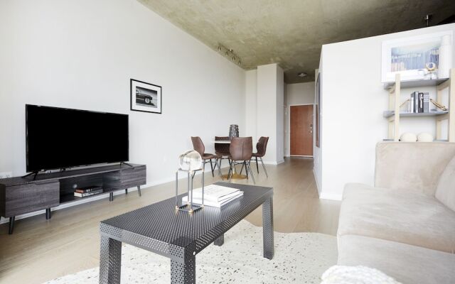 Desirable Midtown Suites by Sonder